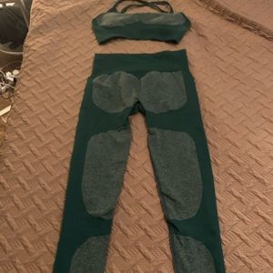 Matching Hong Yoga Set